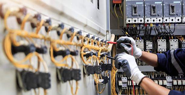 Professional Electrician technician working in Oxford, OH